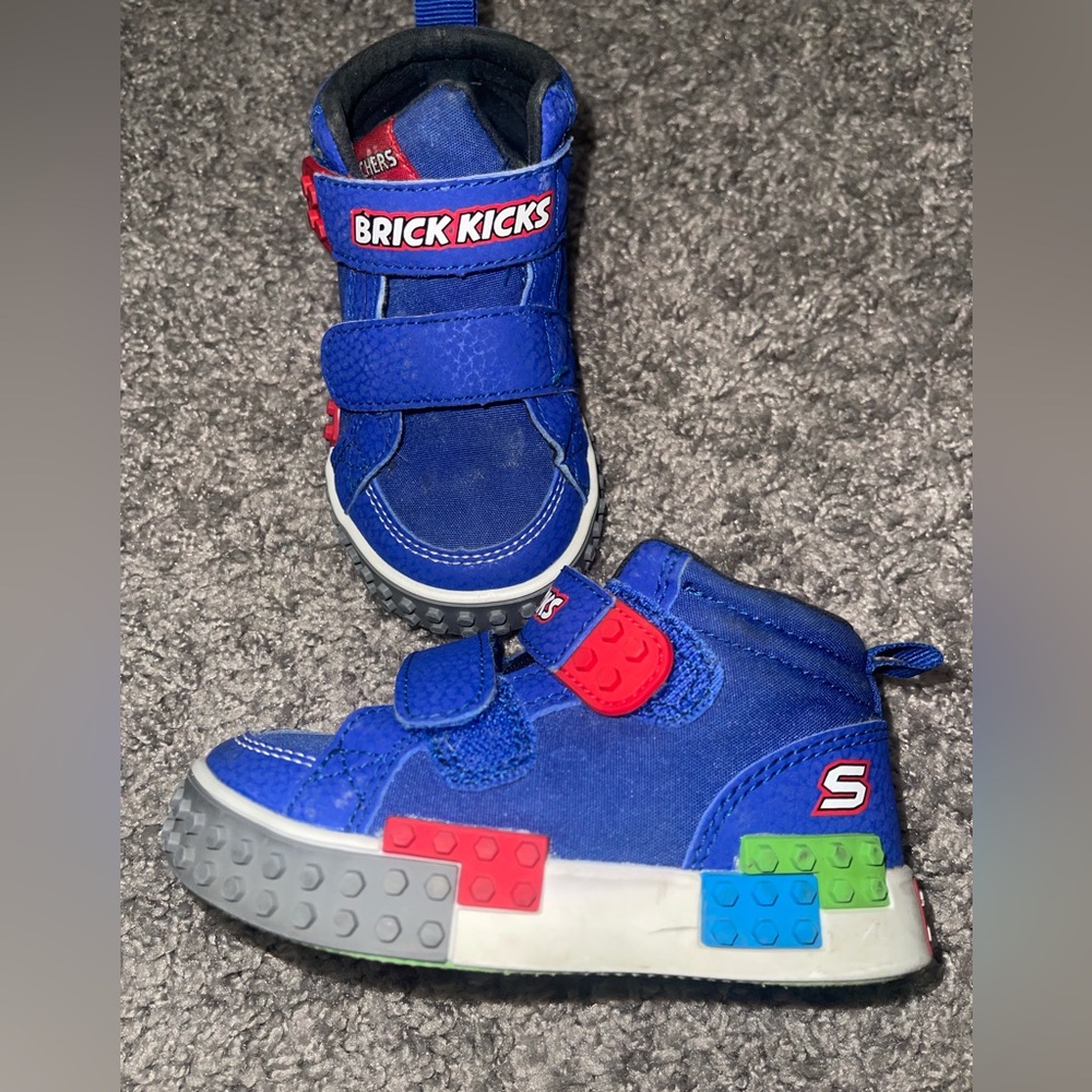 Sketchers Brick Kicks size 6C